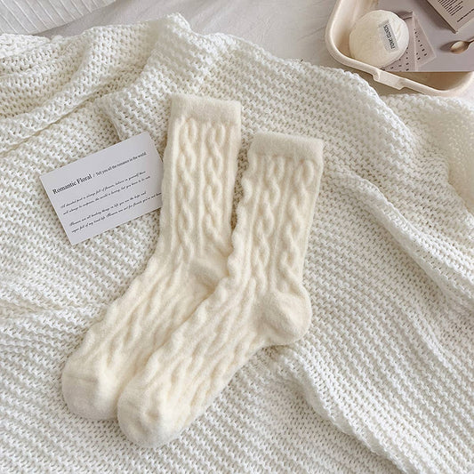 COZY THICK PLUSH Ivory