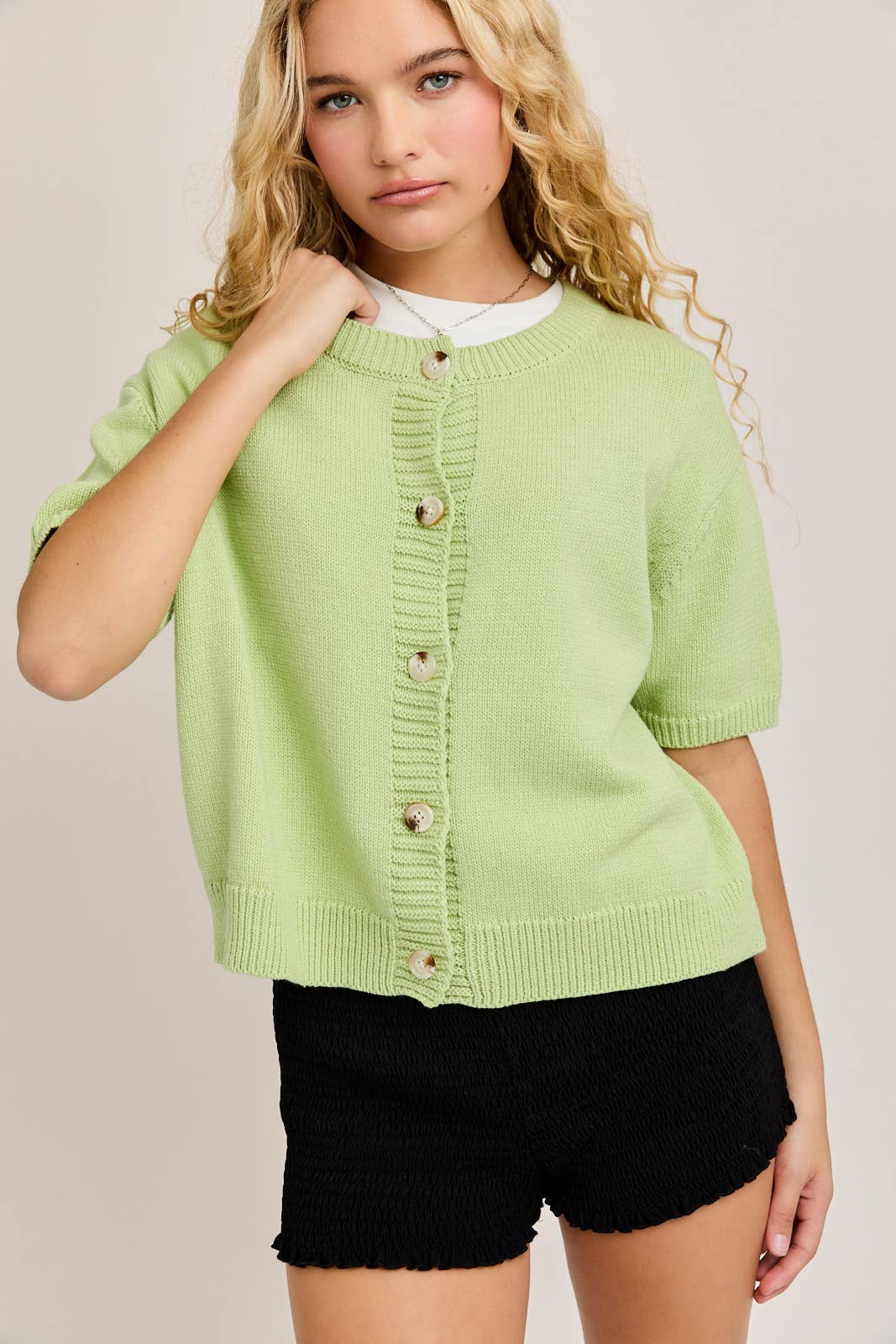 SHORT SLEEVE SWEATER CARDIGAN: LT OLIVE / L