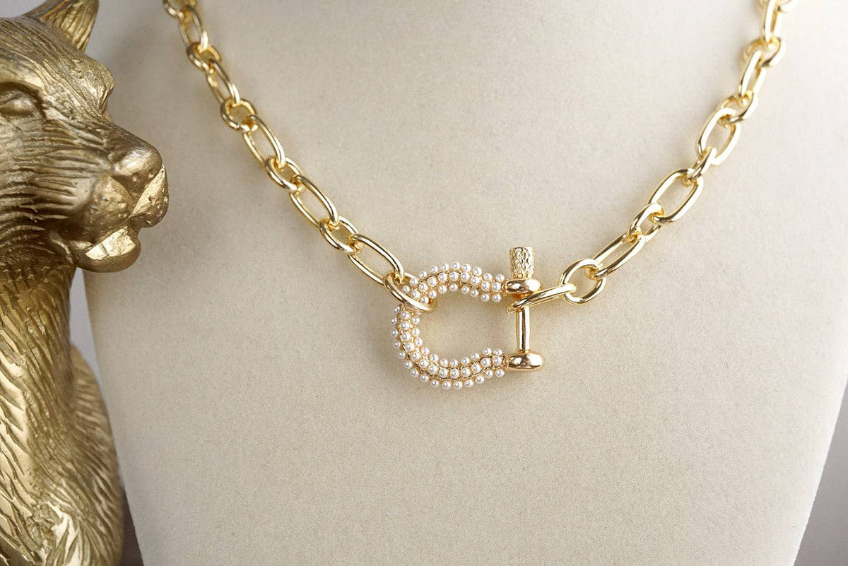 Shackle Chain Toggle Necklace - Gold Silver – Harbor Gleam: Gold/Pearls