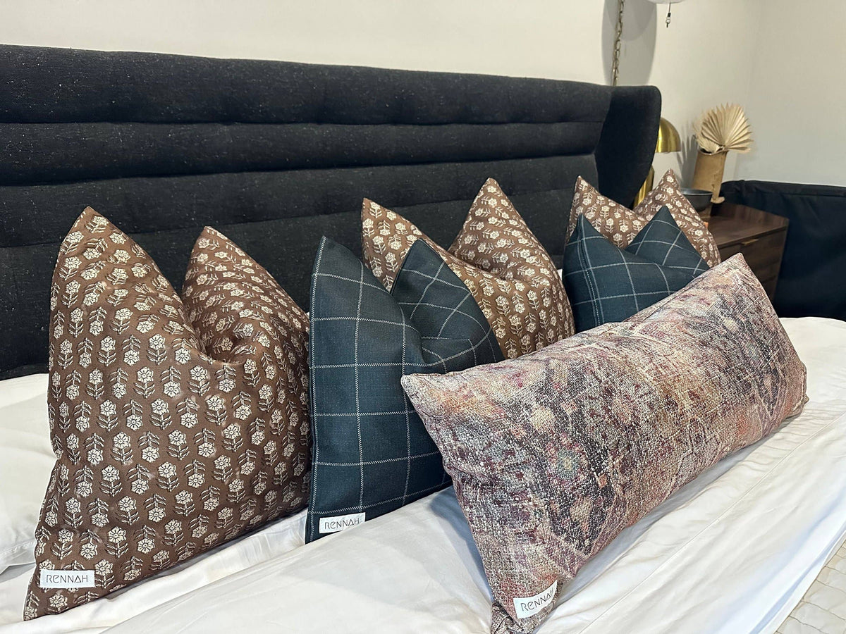 Roux Pillow Cover: 18x18 Cover Only