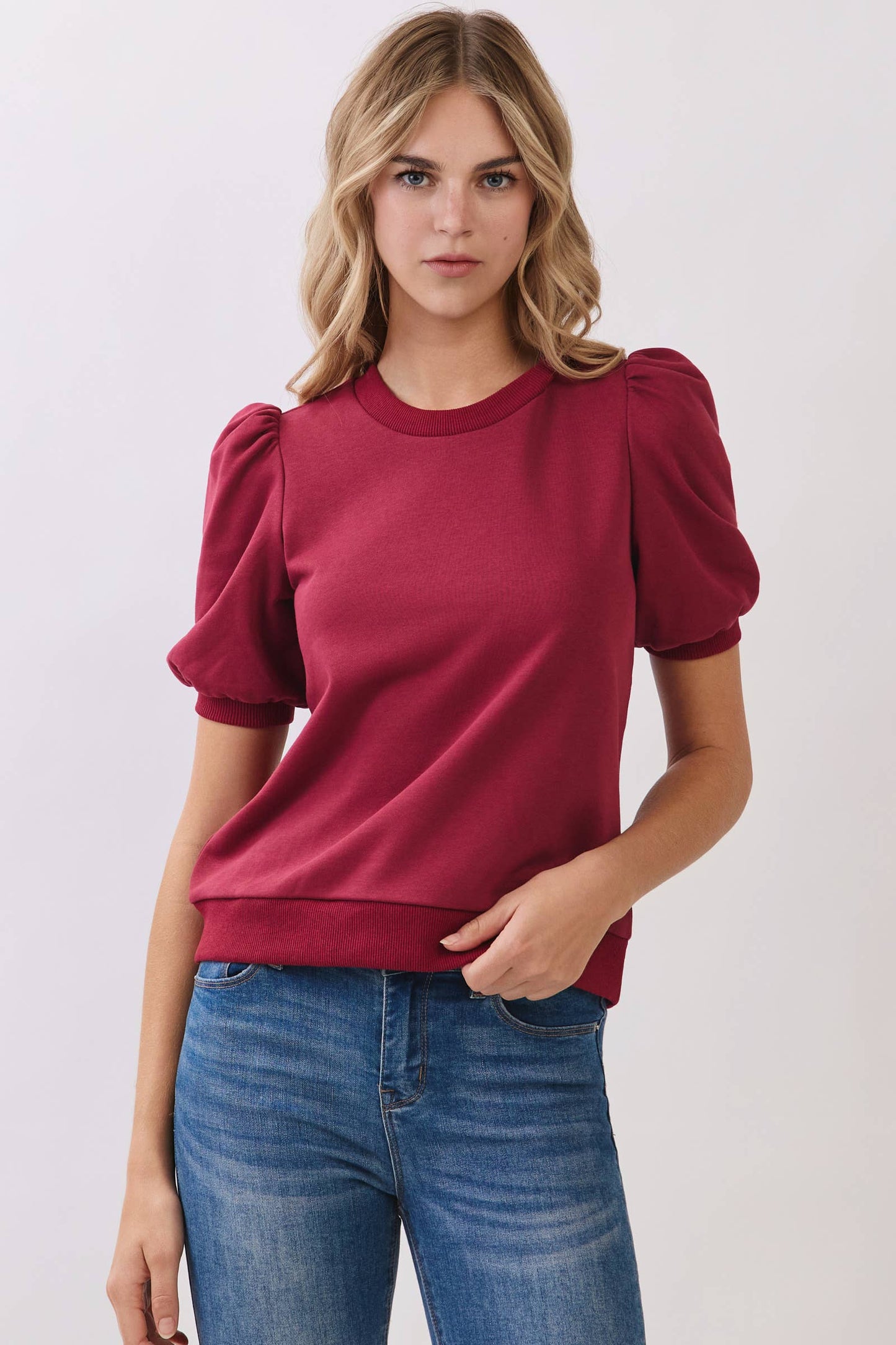 CT8936-Crew Neck Short Puff Sleeves Knit Top: Crimson / M