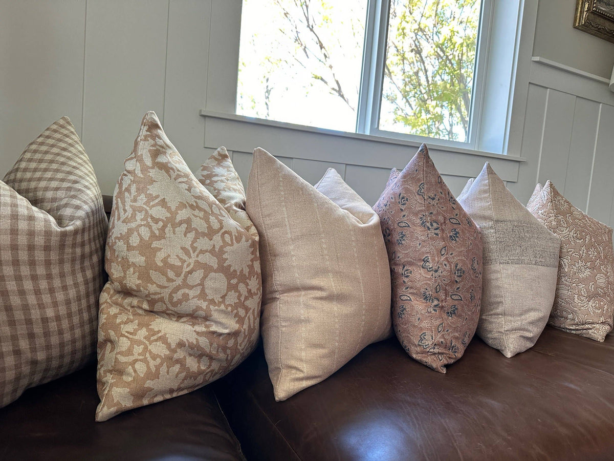 Goldie Pillow Cover: 18x18 Cover Only