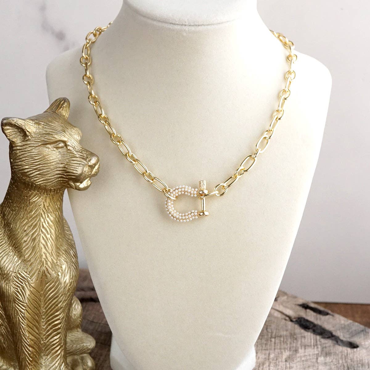 Shackle Chain Toggle Necklace - Gold Silver – Harbor Gleam: Gold/Pearls