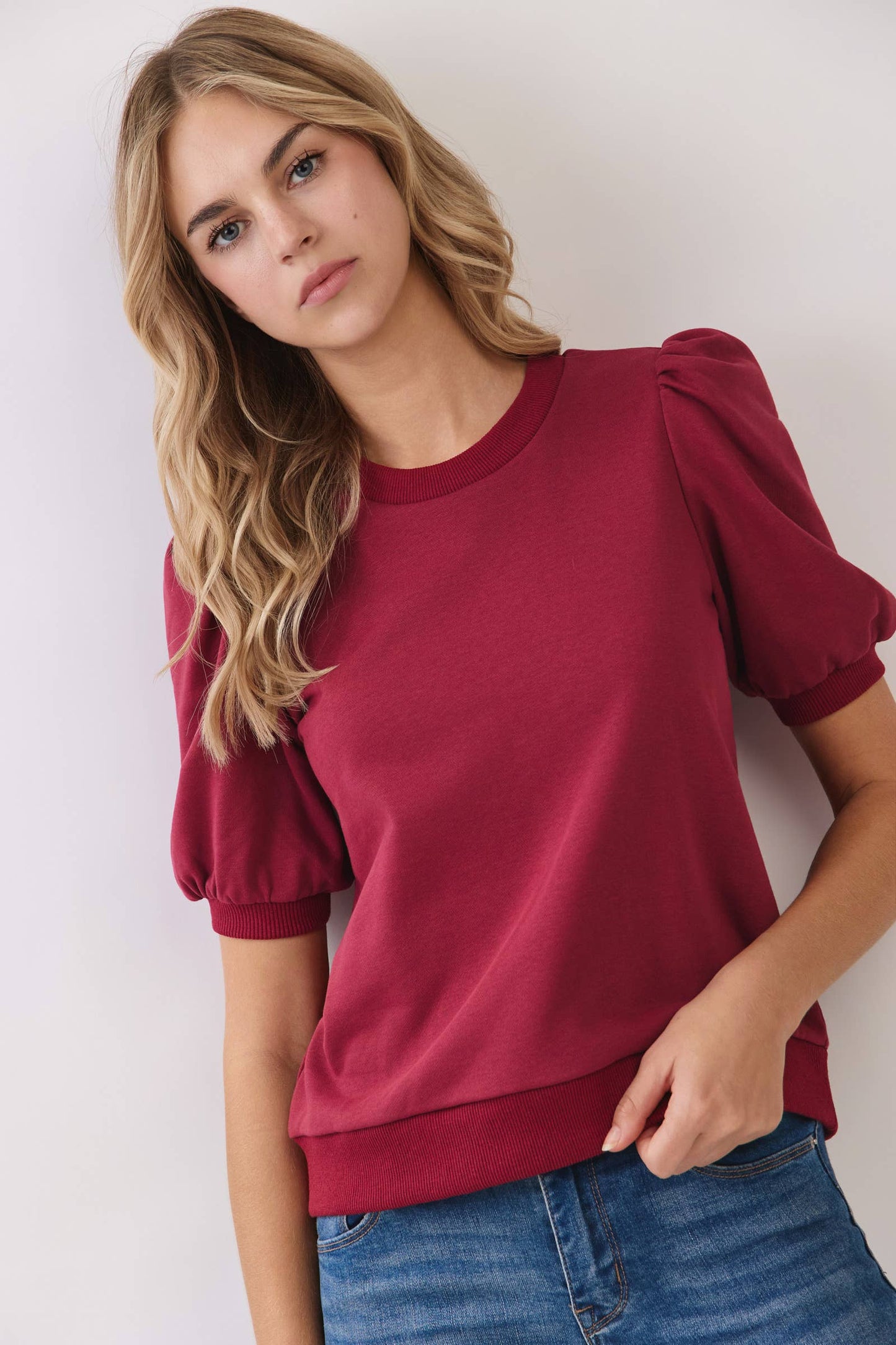 CT8936-Crew Neck Short Puff Sleeves Knit Top: Crimson / L
