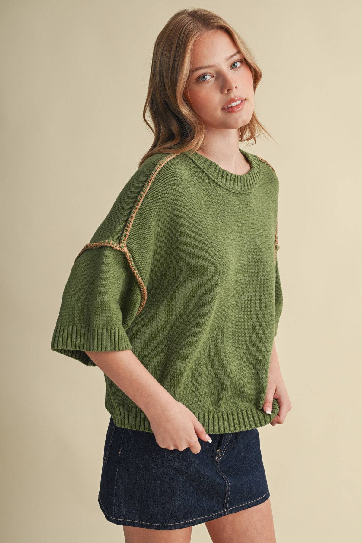 SHORT SLV SWEATER W CONTRAST BLANKET STITCH MSW11471: OLIVE TAUPE / S