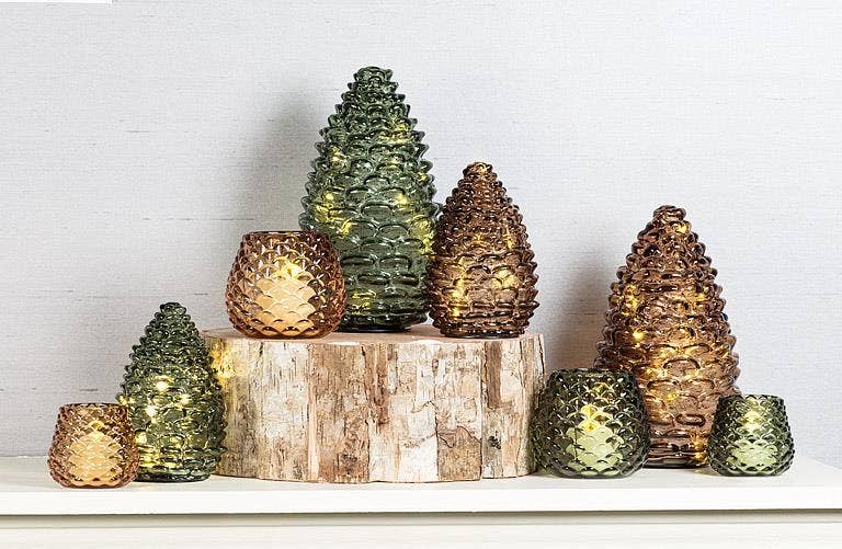Small Pinecone Tealight: Amber