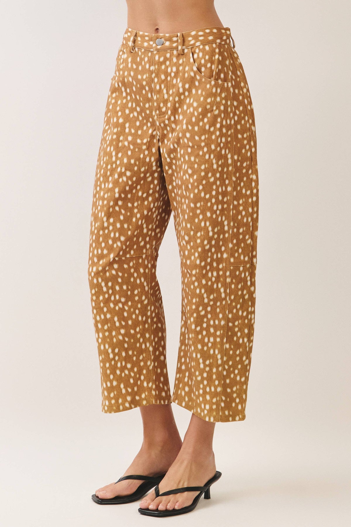 CP10398-Deer Print Barrel Leg Pants: Brown / L