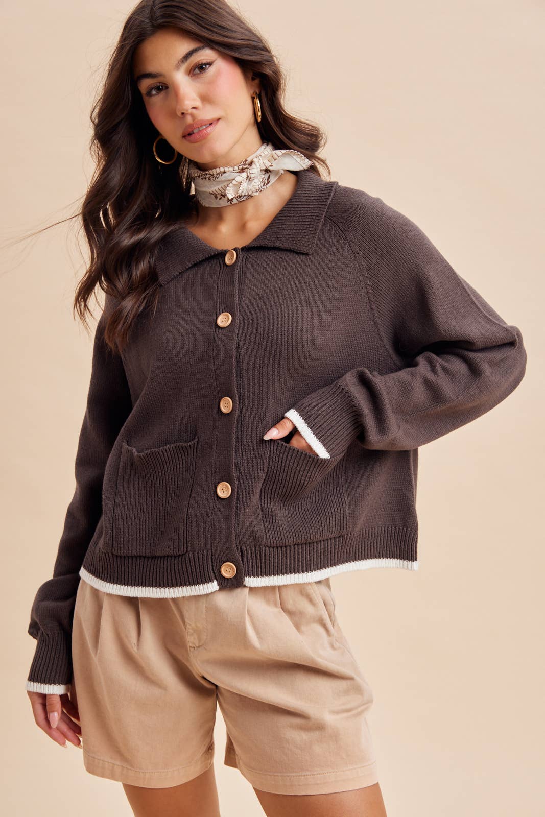 BEAGLE KNITTED CARDIGAN: DUSTED OLIVE / L