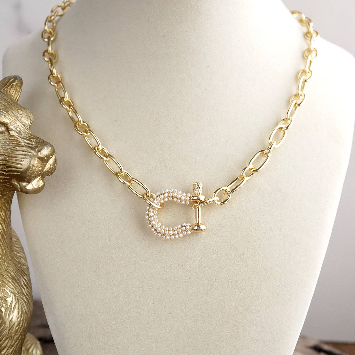 Shackle Chain Toggle Necklace - Gold Silver – Harbor Gleam: Gold/Pearls